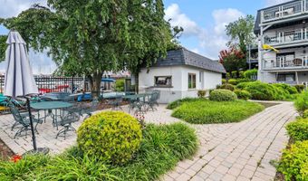301 BURNSIDE St C 202, Annapolis, MD 21403