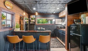 1115 Douglas St, Alexandria, MN 56308