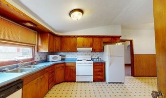 224 E Church St, Albion, NE 68620