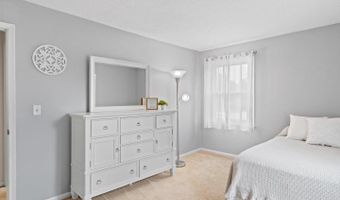70 N FAIRFIELD Dr, Dover, DE 19901