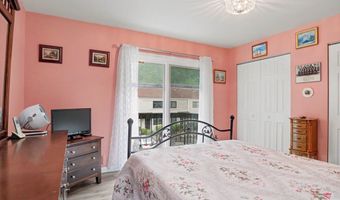 11 Deer Run 11, Bethel, CT 06801
