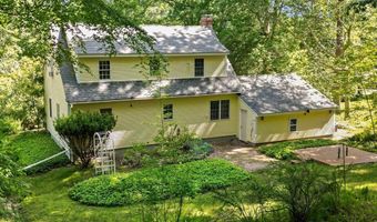 31 Kimball Rd, Amesbury, MA 01913