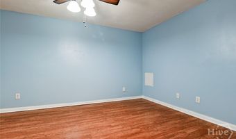 283 Creekside Dr, Arnoldsville, GA 30619