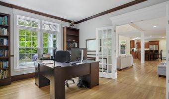 4 Chablis Ct, Bedford, NH 03110