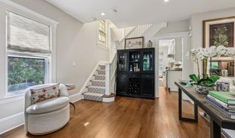 44 Washington Pl, Villas, NJ 07450