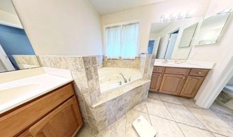 203 Cynwyd Dr, Absecon, NJ 08201