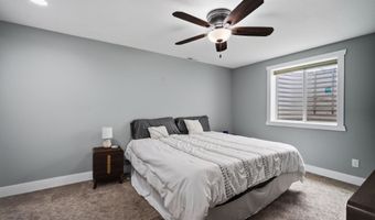 3221 4th Ave SE, Altoona, IA 50009