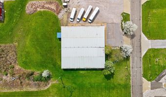149 Green Dr, Avilla, IN 46710