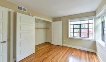 2911 NEWARK St NW 3, Washington, DC 20008