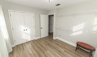 414 Pine Glen Dr, Albany, GA 31705