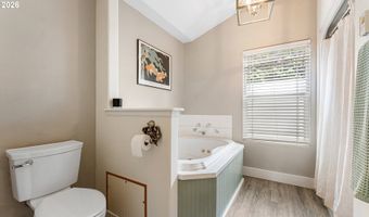 3868 GRANT Pl, Bandon, OR 97411