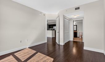 19501 W Country Club Dr 605, Aventura, FL 33180