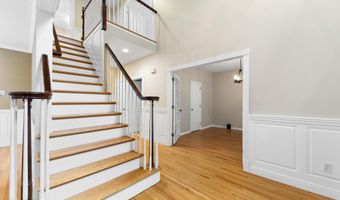 13 Victorian Woods Dr, Atlantic Highlands, NJ 07716