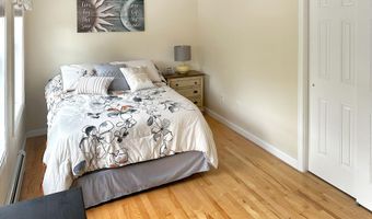 1016 State St, Bangor, ME 04401