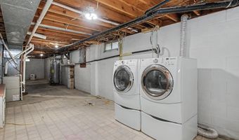 5779 Arrasmith Trl, Ames, IA 50010