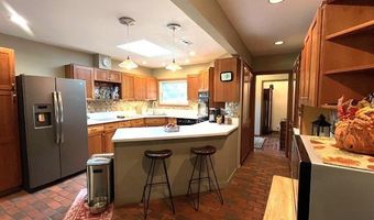 3288 Spring Valley Rd, Akron, OH 44333