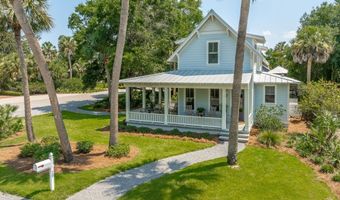 19 11th St, Apalachicola, FL 32320