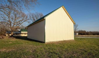 13 W Dade 22, Arcola, MO 65603