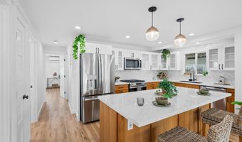 415 HILINAI St, Hilo, HI 96720