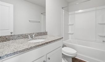 157 Village Green Dr, Adairsville, GA 30103