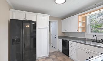 395 Park Way Dr, Martinez, GA 30907