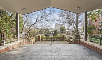 5301 WESTBARD Cir 224, Bethesda, MD 20816