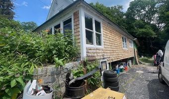 6 Demers St, Berlin, NH 03570