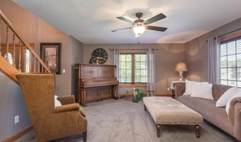 3021 Pinewood Ln NE, Alexandria, MN 56308