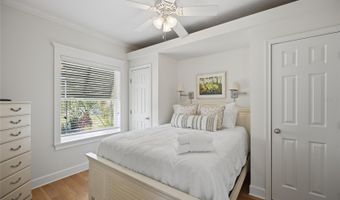 246 GLADIOLUS St, Anna Maria, FL 34216