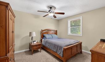 1707 Muny Vista Dr, Alton, IL 62002