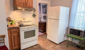 29 Pleasant St, Bar Harbor, ME 04609