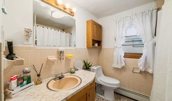75 Lawndale Ave, Bristol, CT 06010