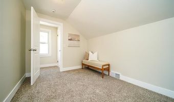 8076 Winona Ave, Allen Park, MI 48101