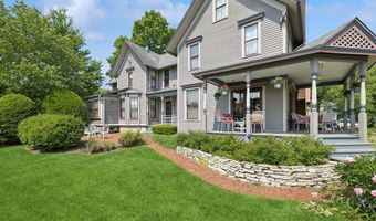 314 Washington St, Algonquin, IL 60102