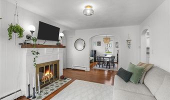 35 Barney St, East Providence, RI 02916