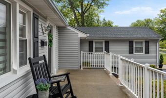 749 Park Ave, Belford, NJ 07718