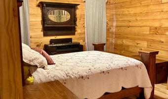 2077 Pumpkin Creek Rd, Brooksville, MS 39739
