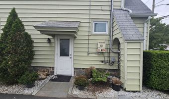 58 Waverly Pl, Bridgeport, CT 06610