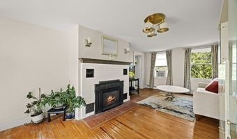 232 County Rd, Bourne, MA 02532