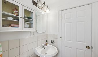 2306 N Ferry St, Anoka, MN 55303