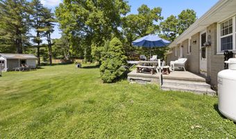 186 Schaeffer Rd, Bethany, CT 06524
