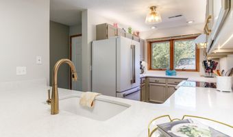 1416 Big Bluestem Ct 206, Ames, IA 50014