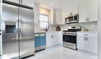 1 Charles St, Belleville, NJ 07109