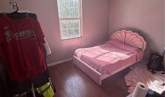 762 Old McLeod Bridge Rd, Adrian, GA 31002