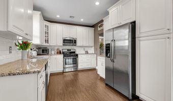 133 Maplewood Ave, Atlantic Highlands, NJ 07716