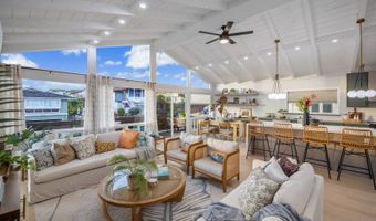 98-1743 Ulu St, Aiea, HI 96701