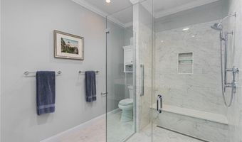48 TRAVELERS Ct, East Greenwich, RI 02818