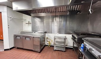 1613 W Broadway, Andrews, TX 79714