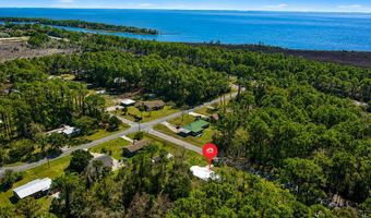 53 Bay Shore Dr, Apalachicola, FL 32320