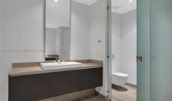3300 NE 188 St 611, Aventura, FL 33180